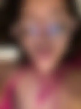 Vivi_Kvsh Adlı Modelin Canlı Sohbet Odası