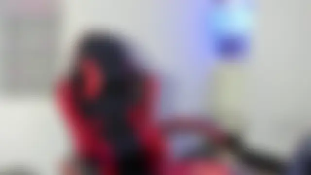 honeyluxe_'s Live Chat Room