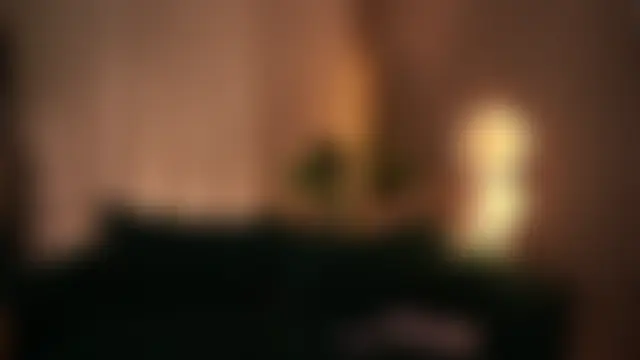 LauraWifeness – Naživo chatovacia miestnosť