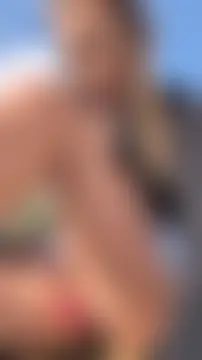 Risky_girl23_ élő chatszobája