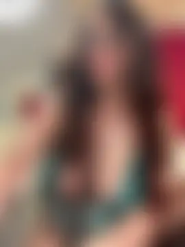 Pertunjukan Kamera Web Curvy_bigtitts