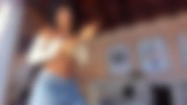 AriaFoster Adlı Modelin Canlı Sohbet Odası