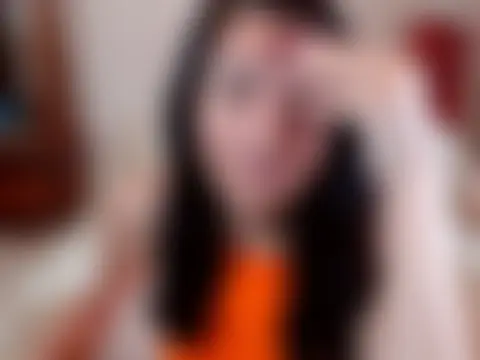 Karina8571 Adlı Modelin Canlı Sohbet Odası