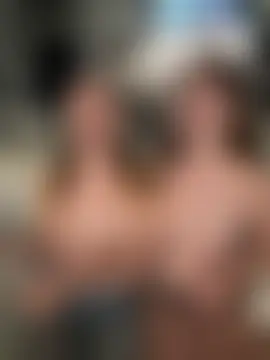 Nura_n_Sarah: вебкам-шоу