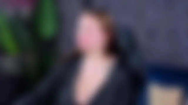 Virginia_Robinson Adlı Modelin Canlı Sohbet Odası