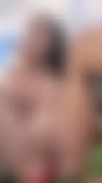 Risky_girl23_ 现场聊天室