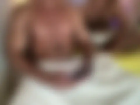 CasadoLutadorBigStuds 在線直播表演