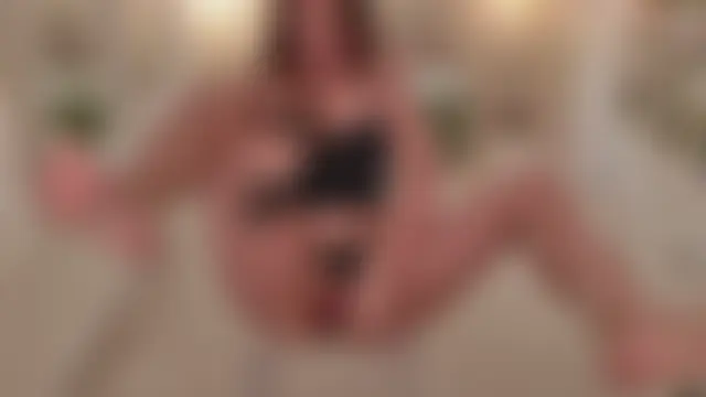 Phòng Chat Trực Tiếp hidden_charm_