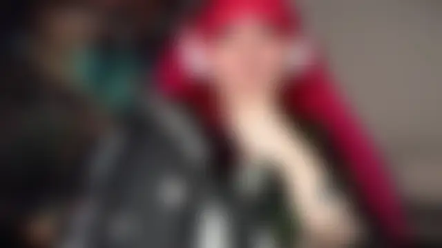 FRRANNKIE: δωμάτιο απευθείας συνομιλίας