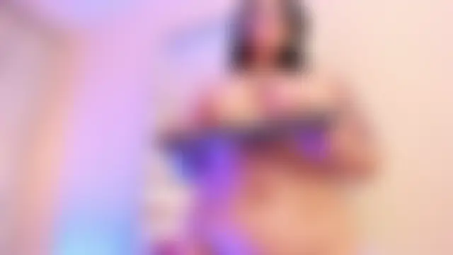 elizavenus' Live Chat Room