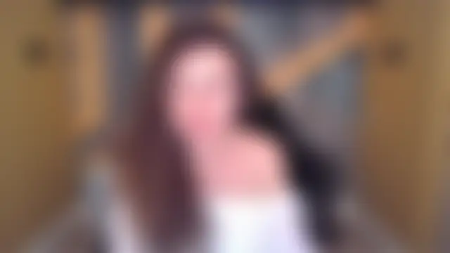 Živá chatovací místnost EllaLong