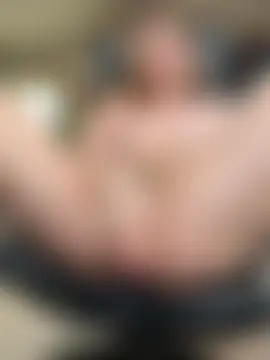 Živá chatovací místnost didihairypussy