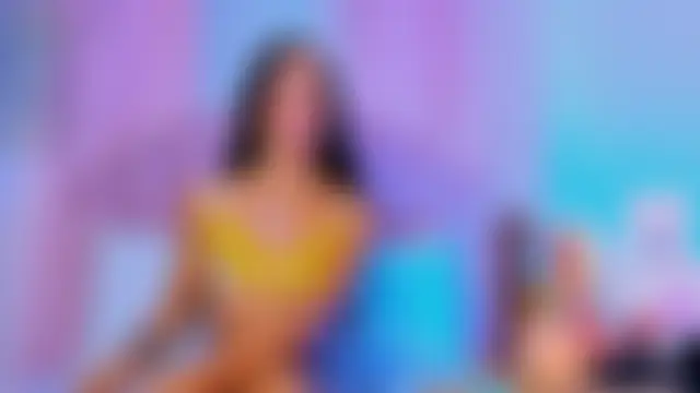 Show modela NicoleMadrird na web-kameri