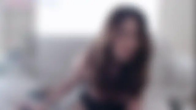 bunnymilf1 Adlı Modelin Canlı Sohbet Odası