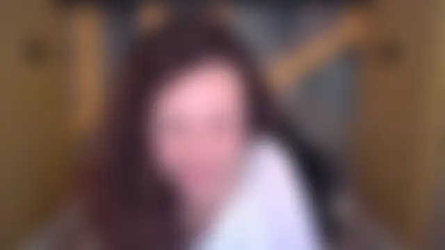 Živá chatovací místnost EllaLong