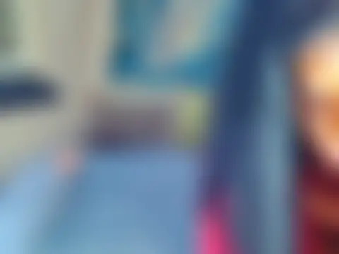 CaramelCandyxx's Live Chat Room