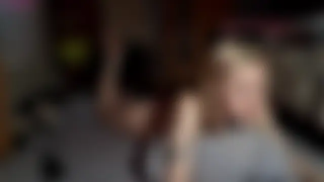 ChongTreeceのライブチャットルーム