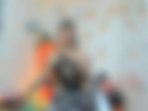 Chat soba uživo modela alexa-cooper-