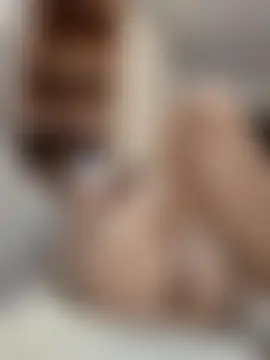 Rusalohkax's Live Chat Room