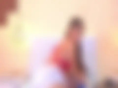 RashelDerosa – Naživo chatovacia miestnosť