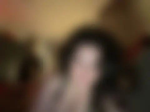 XFrancesca_BellaX's Live Chat Room