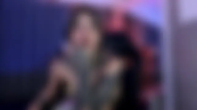 misstomie_: онлайн-секс-чат