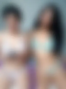 CurlyBitch Adlı Modelin Canlı Sohbet Odası