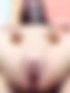 Hotpuja25 Adlı Modelin Canlı Sohbet Odası