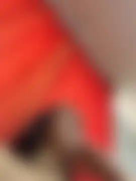 ElaaPerez élő chatszobája