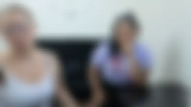 lesb_milf élő chatszobája