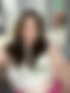 Jadellina élő chatszobája