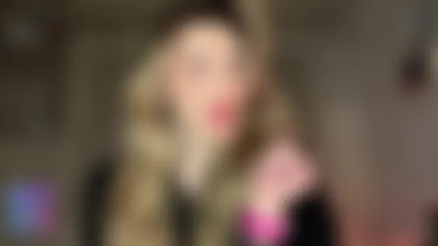 Živá chatovací místnost 1Kellynaive