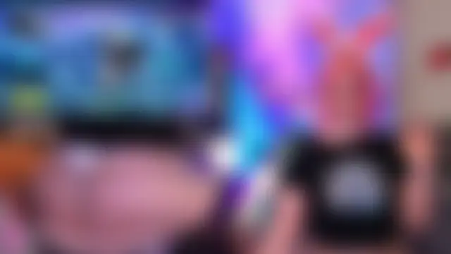 Angel-Lewd-Cake's Live Chat Room