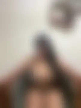 Bellyclub Webcamshow