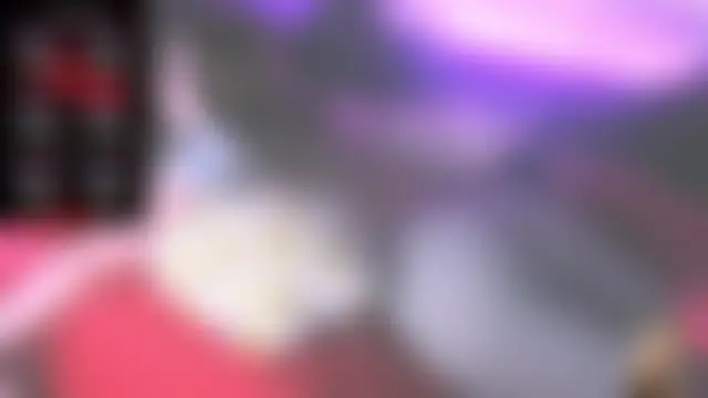 Blondiewithanass: онлайн-секс-чат