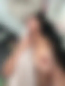 xoxo_sol's Live Chat Room