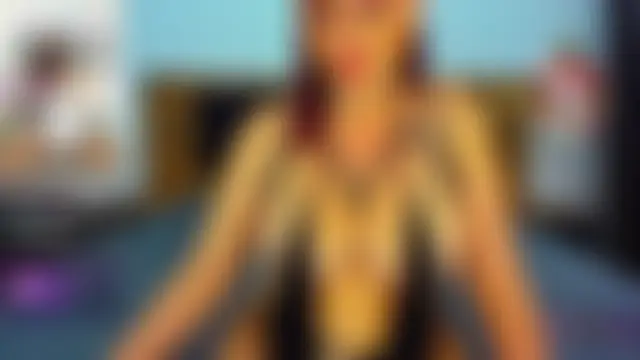 Anne_Innocence Adlı Modelin Canlı Sohbet Odası