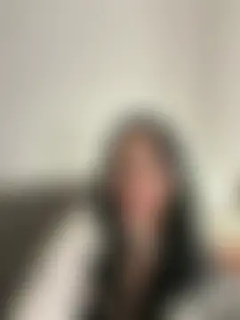 EmmyEvans1 élő chatszobája