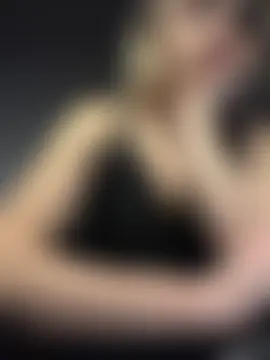 ElenaWhitmore: онлайн-секс-чат