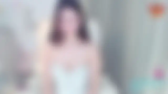 Taomiaomiao613: онлайн-секс-чат