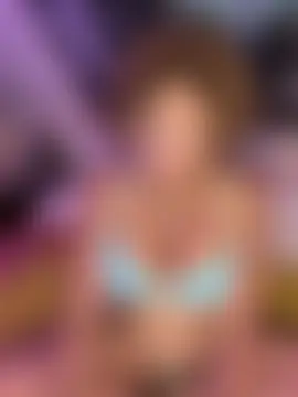 SuzyCatzz – live chatrum