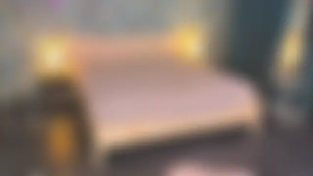 OdellaFrake's Live Chat Room