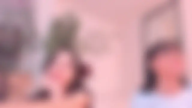 mira0_0's Webcam Show