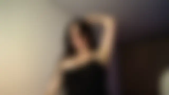 Kimi_Moon Adlı Modelin Canlı Sohbet Odası