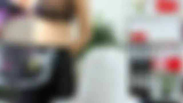 XXX chat uživo modela amayawest