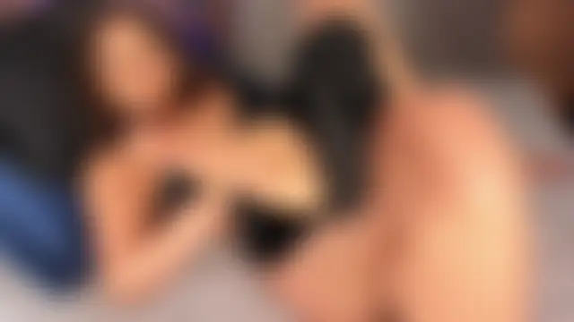 XXX chat uživo modela MiaKay1