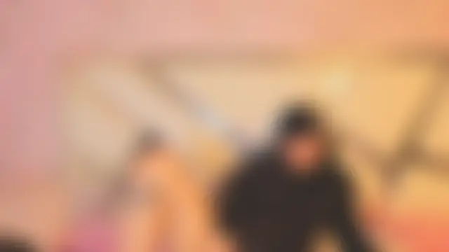 Онлайн чат Benny_and_Mark