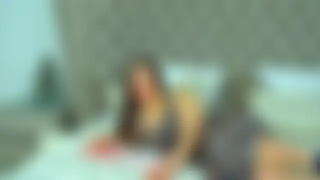 Phòng Chat Trực Tiếp ElinaBellucci