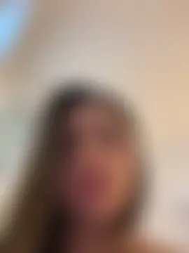 Lusty_Lunaa webkamerás műsora