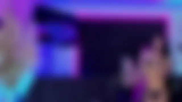 Queens_Wonders_Blonders 网络视讯表演